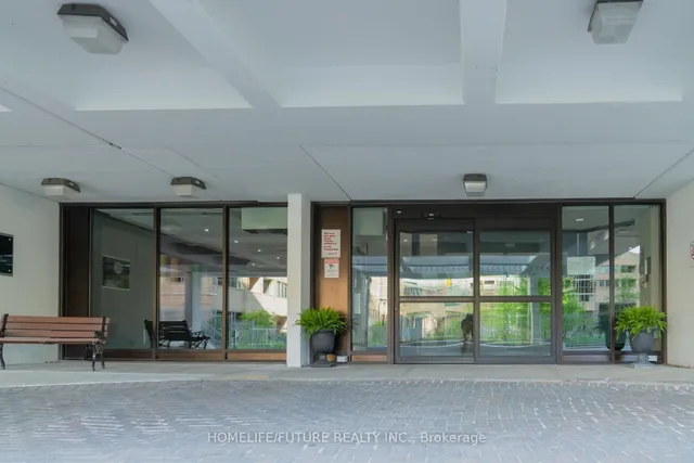 Additional image 3 of 77 Maitland Pl Unit 1004