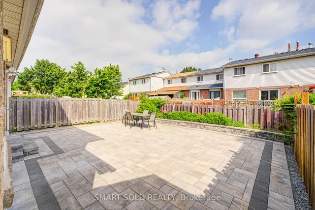 Additional image 48 of 79 Radwell Cres