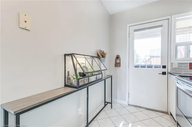 Additional image 13 of 6 Vineland Ave Unit 22