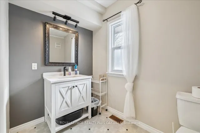 Additional image 13 of 294 Dundas St