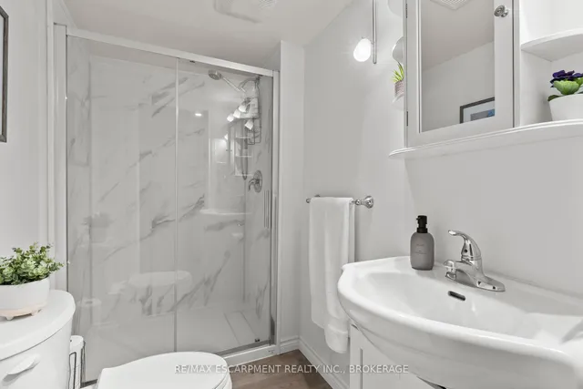 Additional image 27 of 64 Athenia Dr