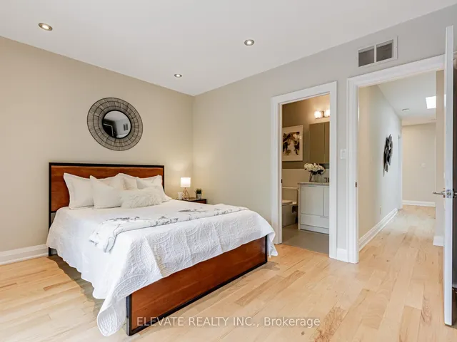 Additional image 18 of 448 Montrose Ave