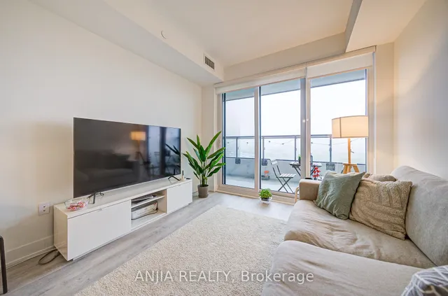 Additional image 16 of 30 Inn On The Park Dr Unit 1907