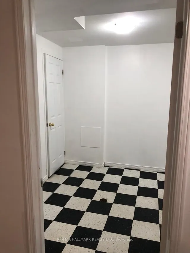 Additional image 41 of 14 Eastport Dr