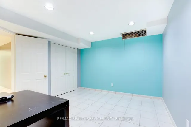 Additional image 33 of 27 Oleander Cres