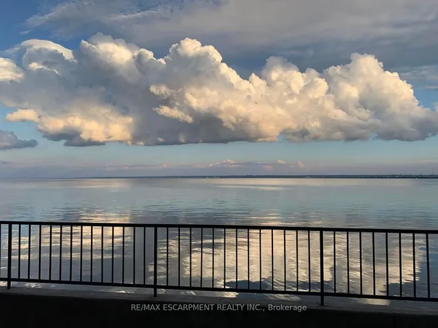 Additional image 44 of 2136 Old Lakeshore Rd Unit 3