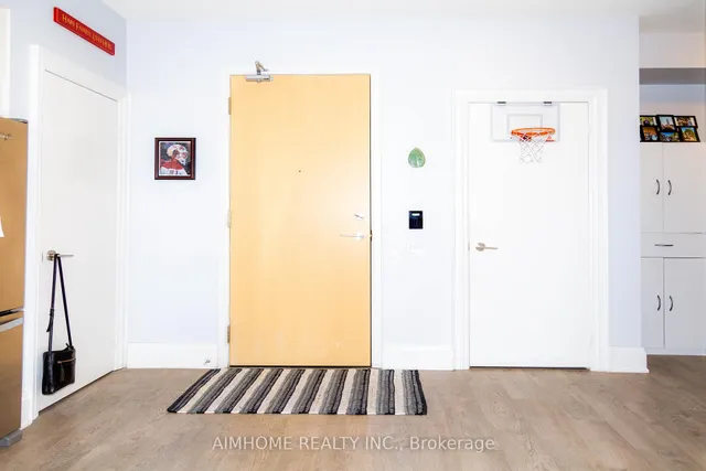 Additional image 3 of 30 Roehampton Ave Unit 2101