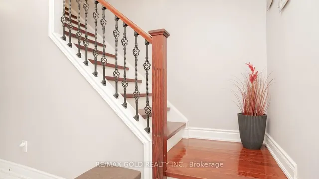 Additional image 18 of 44 DUNBLAINE Cres