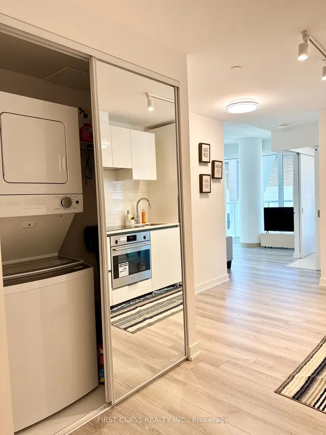 Additional image 9 of 230 Simcoe St Unit 2912