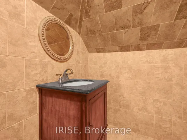 Additional image 34 of 25 Lottridge St