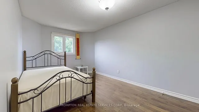 Additional image 21 of 409 Silverthorne Cres