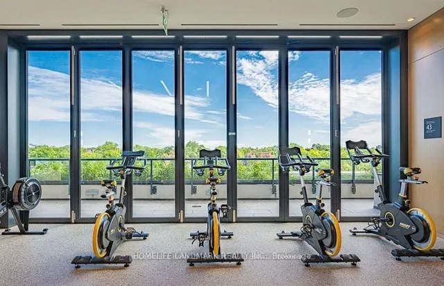 Additional image 4 of 585 Bloor St Unit 3318