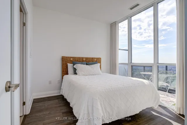 Additional image 6 of 9 Valhalla Inn Rd Unit 2804