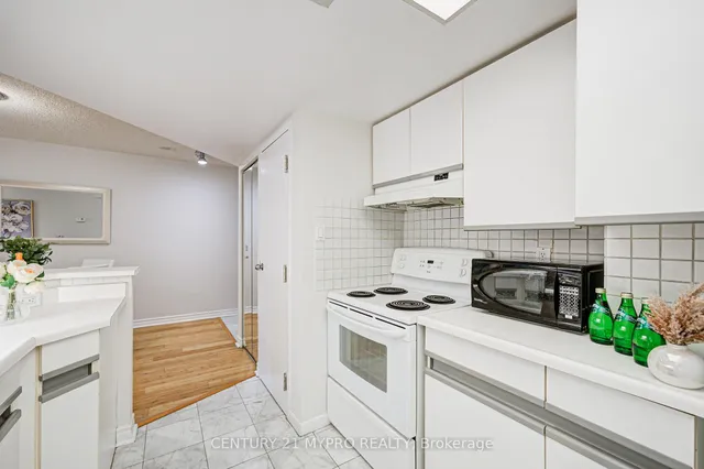 Additional image 23 of 1001 Bay St Unit 1506