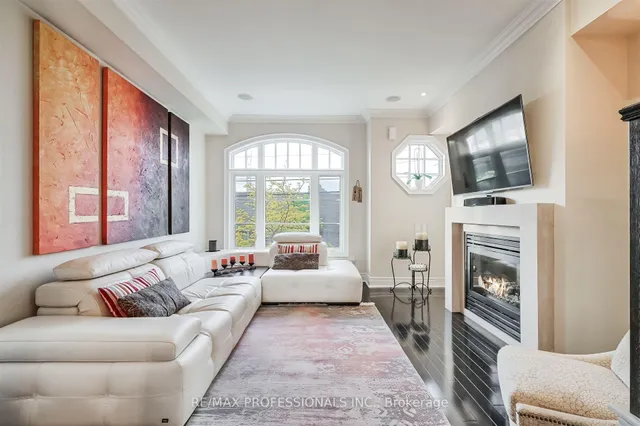 Additional image 18 of 825A Oxford St