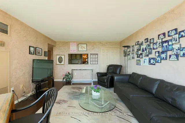 Additional image 10 of 55 Skymark Dr Unit 1707