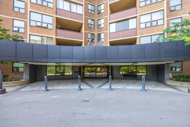 Additional image 4 of 714 The West Mall Unit 1810