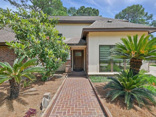 8923 Mauna Loa Ln, Houston, TX 77040
