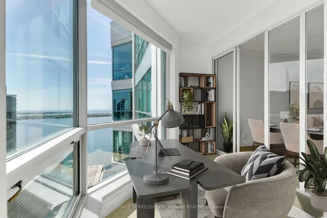 Additional image 8 of 10 Yonge St Unit PH6