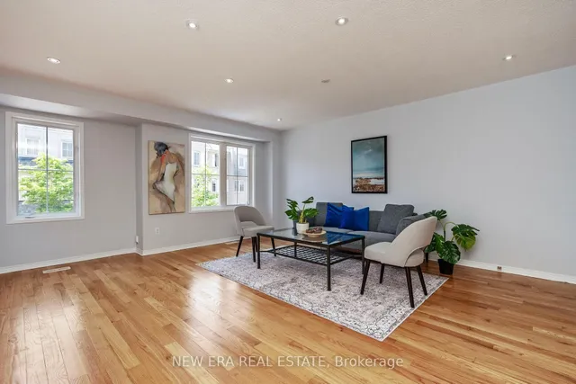 Additional image 16 of 124 Jenkinson Way Unit 24