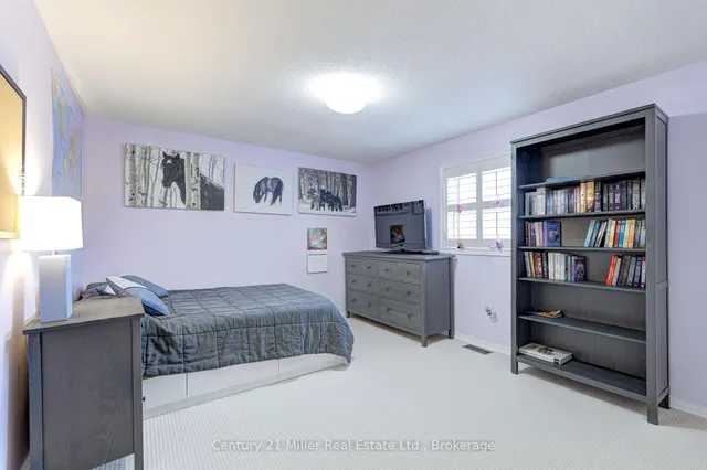 Additional image 27 of 3263 Mead Cres