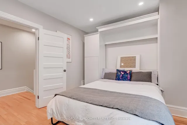 Additional image 25 of 215 Christie St