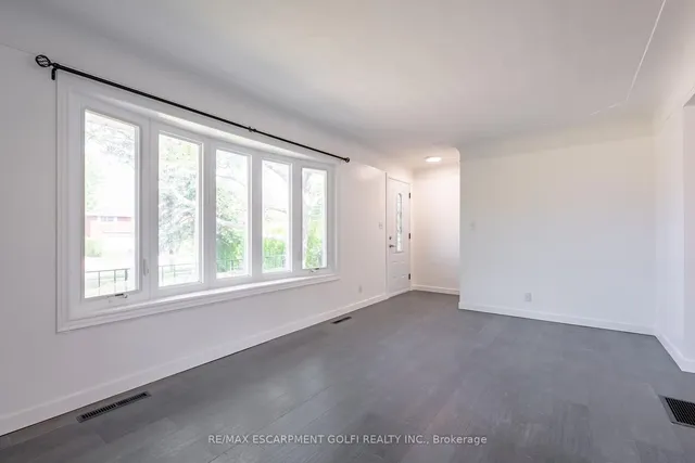 Additional image 5 of 423 UPPER OTTAWA St