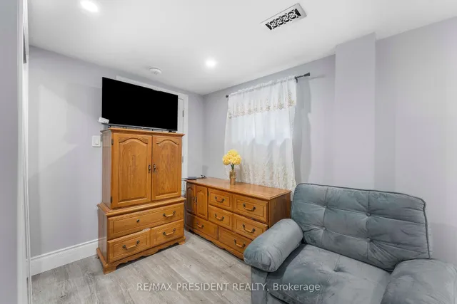 Additional image 8 of 4 Royal Salisbury Way