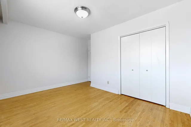 Additional image 26 of 304 Concord Ave