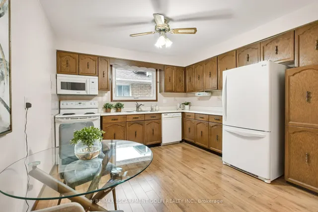 Additional image 11 of 133 East 8th St