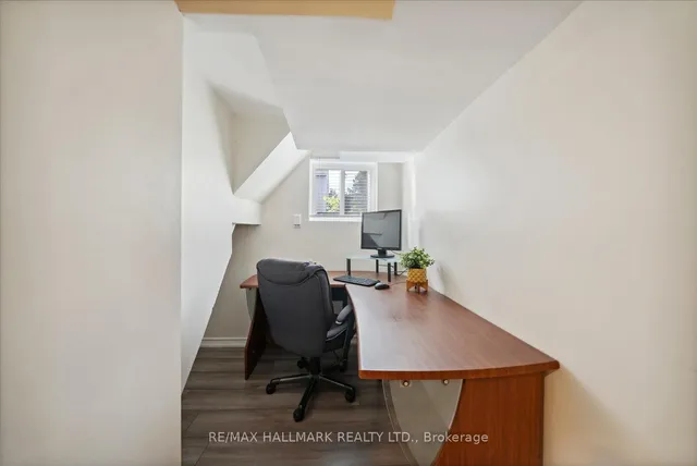 Additional image 30 of 214 Woodbine Ave