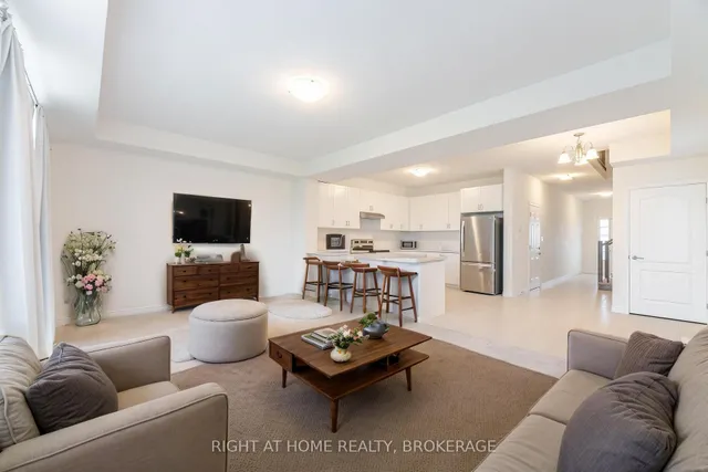 Additional image 6 of 30 Zoe Lane