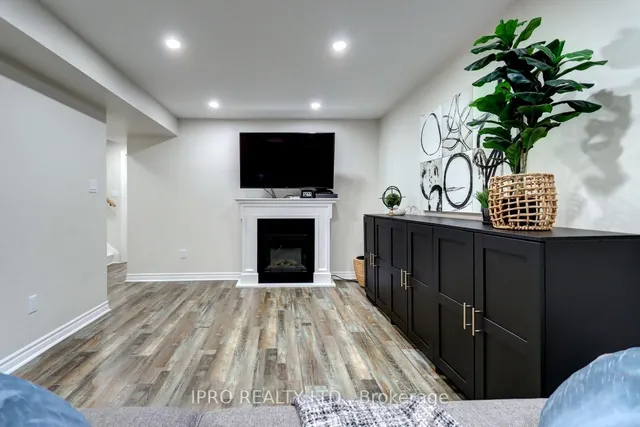 Additional image 33 of 7 Davidson Blvd Unit 28