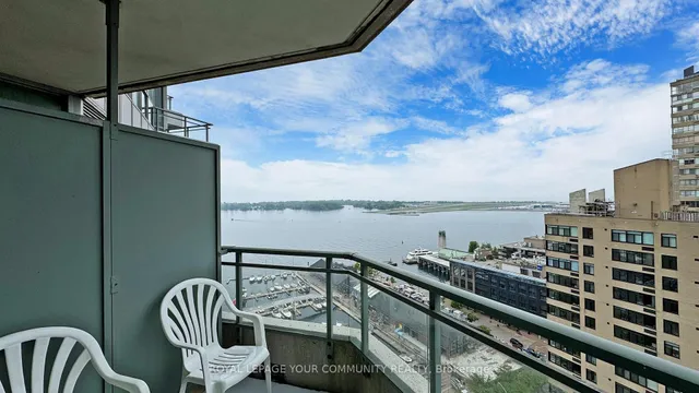 Additional image 28 of 230 Queens Quay Unit 2323