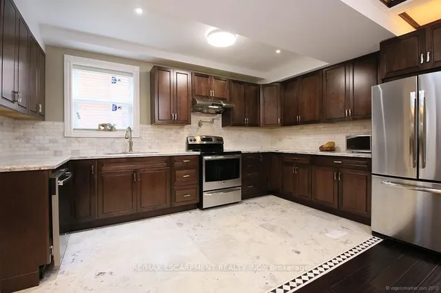 Additional image 5 of 71 Paisley Ave