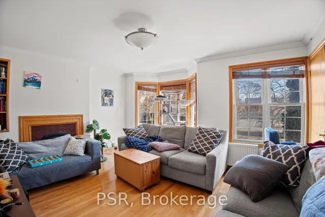 Additional image 10 of 98 Roselawn Ave