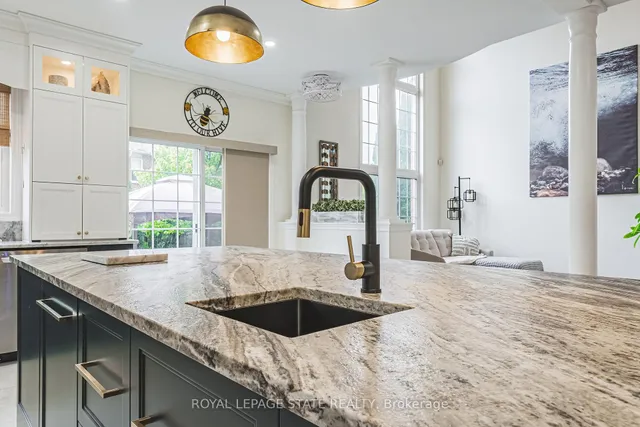 Additional image 11 of 95 Livingstone Dr