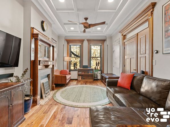 438 37th St, Brooklyn, NY 11232
