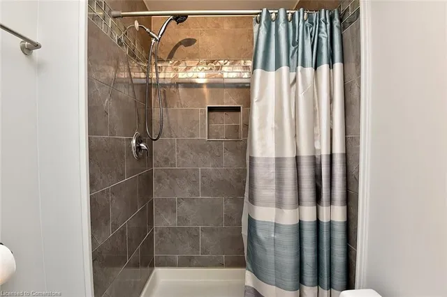 Additional image 36 of 21 Guest St