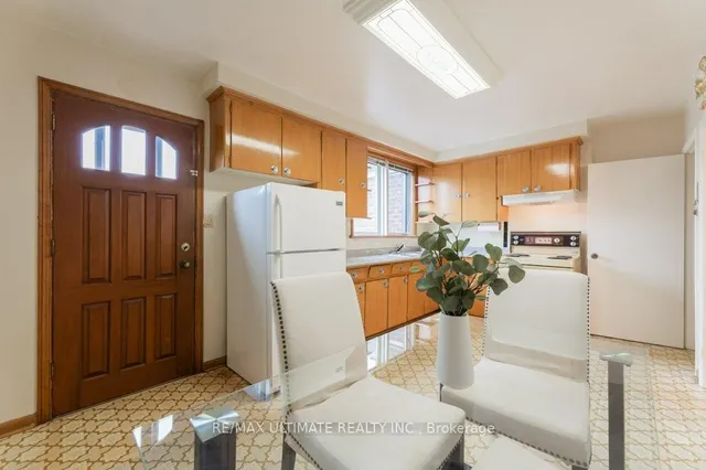 Additional image 15 of 28 Lacey Ave