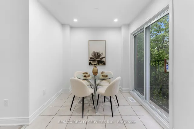 Additional image 42 of 80 Acorn Pl Unit 28