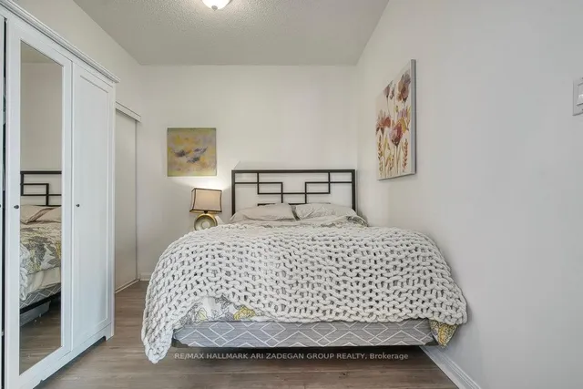 Additional image 13 of 230 Queens Quay Unit 1518