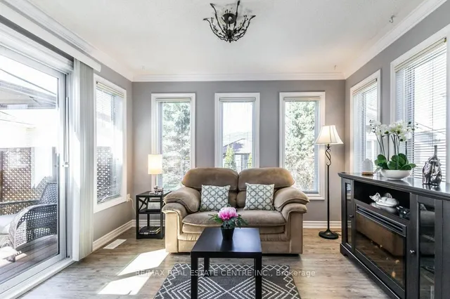 Additional image 16 of 251 Glenariff Dr