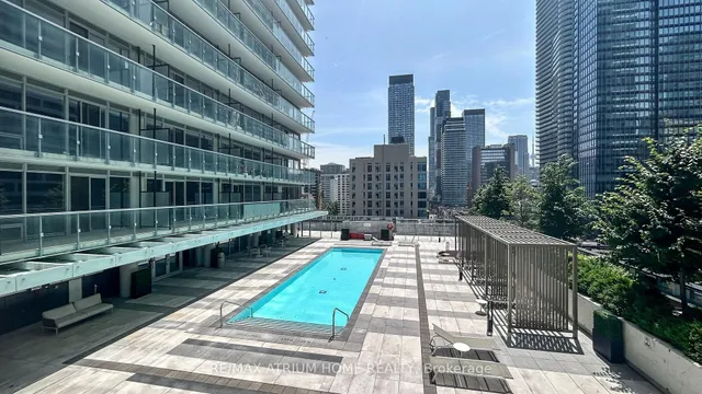 Additional image 34 of 1 Gloucester St Unit 715