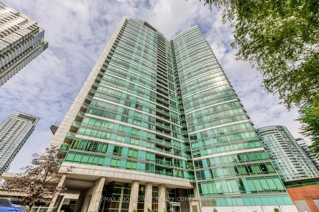 81 Navy Wharf Crt Unit 3308