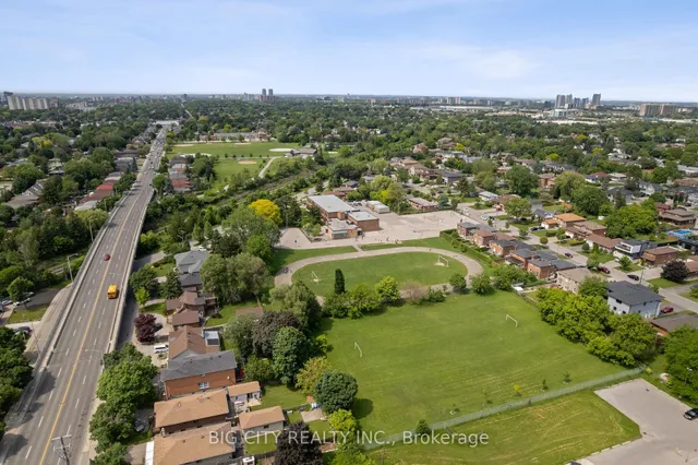 Additional image 31 of 1235 Pharmacy Ave