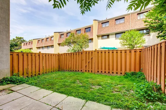 Additional image 32 of 112 Ashton Cres Unit 112