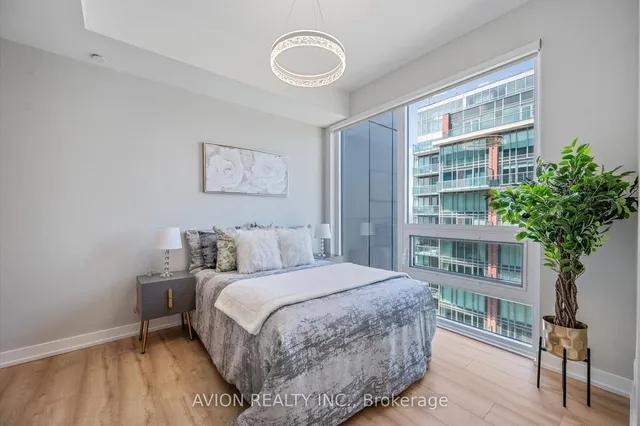 Additional image 4 of 135 East Liberty St Unit 2609