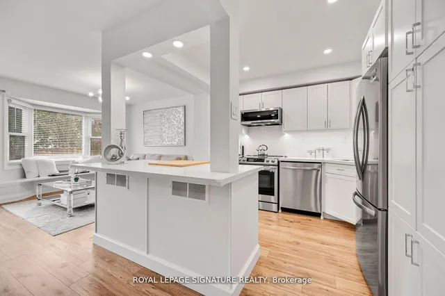 Additional image 17 of 385 The East Mall Unit 49