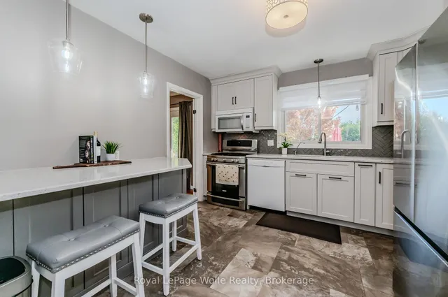 Additional image 17 of 103 Gay Cres